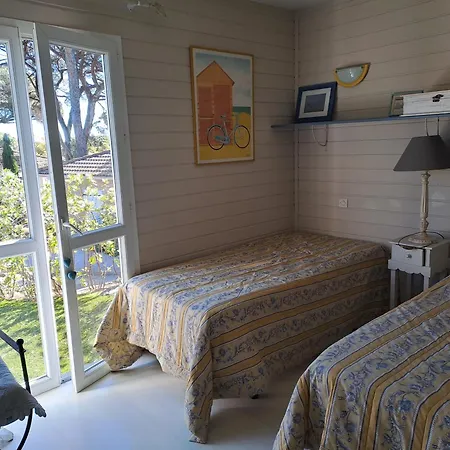 Californien Climatise 6 Personnes Dans Domaine Prive Avec Piscine *